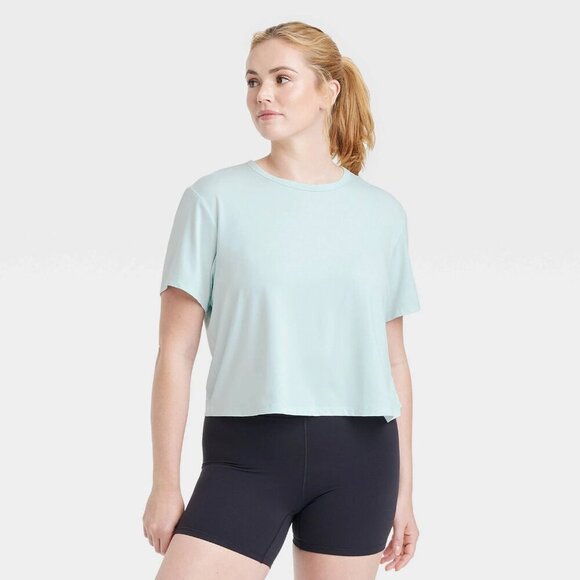 Medium - Womens Soft Ultra High-Rise Bike Shorts 6" - All In Motion - Black - Picture 9 of 12